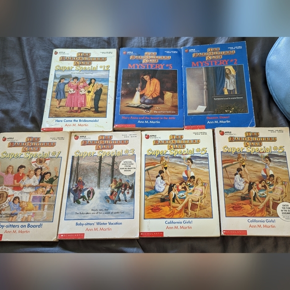 Books - Picture 7 of 7